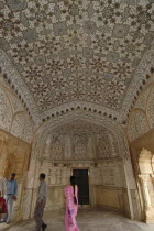 Ornate ceiling in the Maharaja Man Singh Amber palace