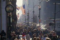 5th Avenue crowded with Christmas shoppers