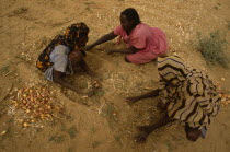 Women s market gardening group.