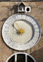 The clock of San Giacomo di Rialto in the San Polo and Santa Croce district. The clock dating from 1410 has been a notoriously bad time-keeper