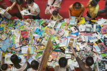 Shopping for books in an Orchard Road shopping mall.SingaporeAsiatravelshoppingretailchoiceAsian Shopping Centre Singaporean Singapura Southeast Asia Xinjiapo