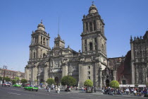 Catedral Metropolitana  Metropolitan Cathedral  Zocalo  Plaza de la Constitucion