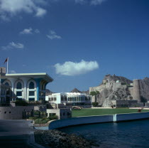 Al Alam Palace. Mosque in foreground with Fort Mirani behind