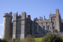 View of the castle from the river bank.European Great Britain Northern Europe UK United Kingdom British Isles Castillo Castello History Castle Castello Castle Castillo