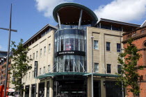 Entrance to the House of Fraser department store on the corner of Victoria Street and Chichester St. Part of the redeveloped Victoria Square Shopping centre.Stephen RaffertyBeal Feirste Eire Europea...