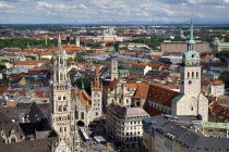 Germany, Bavaria, Munich, Marienplatz, New Town Hall, Neues Rathaus.