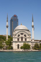 Turkey, Istanbul, Dolmabahce Mosque, beside the Bosphorus.