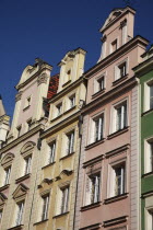 Poland, Wroclaw, pastel coloured building facades in the Rynek old town square.