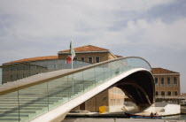 Italy, Veneto, Venice, Ponte di Calatrava Bridge, Fourth bridge across the Grand Canal opened in September 2008 linking the train station and Piazzale by Spanish architect Santiago Calatrava.