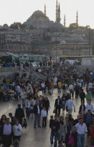 Turkey, Istanbul, Sultanahmet, Early evening crowds in front of Suleymaniye Mosque.