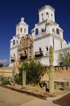 USA, Arizona, Tucson, Mission Church of San Xavier del Bac.