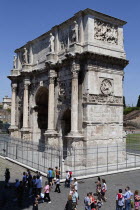 Italy, Lazio, Rome, Arch of Constantine.