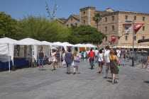 Spain, Catalonia, Barcelona, Tourist stalls nect to Museu D'Historia De Catalunya.