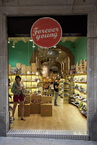 Spain, Catalonia, Barcelona,  Forever Young shoe shop in the Gothic Quarter. **Editorial Use Only**