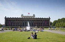 Germany, Berlin, Mitte, Museum Island, Altes Musuem exterior with fountain.