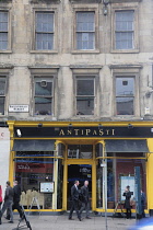 Scotland, Glasgow, City centre west, Sauchiehall Street, restaurant & street scene.