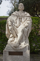 Portugal, Estredmadura, Lisbon, Bairro do Castello, Castelo de Sao Jorge, Statue in the grounds of St Georges castle.