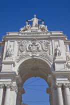 Portugal, Estremadura, Lisbon, Baixa, Praca do Comercio, Rua Augusta triumphal arch.