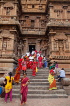 India, Tamil Nadu, Tanjore, Thanjavur, Pilgrims at the Brihadisvara Temple in Tanjore.