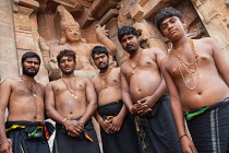 India, Tamil Nadu, Tanjore, Thanjavur, Pilgrims at the Brihadisvara Temple in Tanjore.