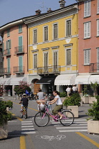 Italy, Lombardy, Crema, street scene.