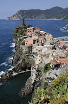 Italy, Liguria, Cinque Terre, Vernazza, the Doria Castle & village straddling the cliffs.