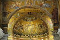 Italy, Lazio, Rome, Trastevere, church of Santa Maria de Trastevere interior.