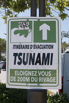 France, Provence-Alpes-Cote d'Azur, Antibes, Plage du Ponteil, Tsunami evacuation sign.