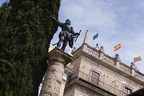 Spain, Valencia Province, Valencia, Statue of Conquistador Fransisco De Pizarro in The Plaza de Manines in Valencia in the old town.